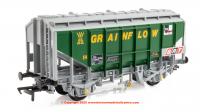 33-132A Bachmann 35 Ton PAA Bulk Grain Wagon number BRT 7773 'Grainflow' Green & Grey